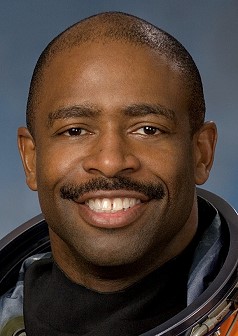 Leland Melvin
