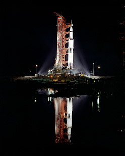 Apollo 12 auf der Startrampe