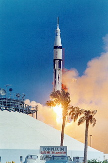 Start Apollo 7