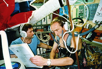 Tsibliyev and Haigner� onboard Mir
