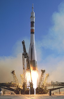 Soyuz TM-21 launch