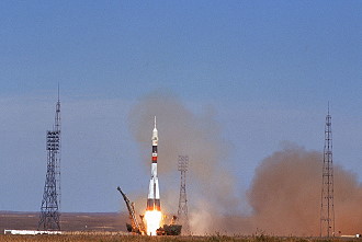 Soyuz TM-22 launch
