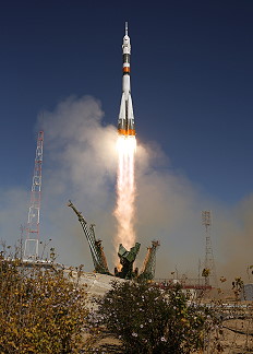 Soyuz TMA-16 launch