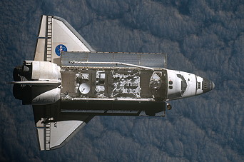 STS-127 nähert sich der ISS