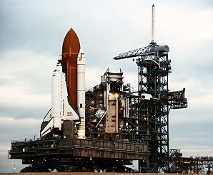 STS-51C auf dem Weg zur Startrampe