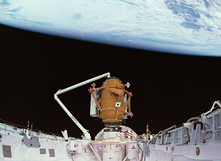 Shuttle-Mir docking module