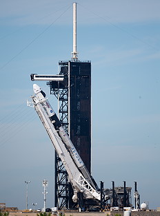 SpaceX Crew-3 erection
