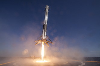 Landung Falcon 9