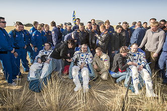 Soyuz TMA-08M recovery