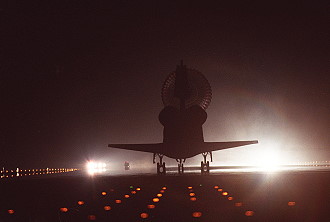 STS-102 landing