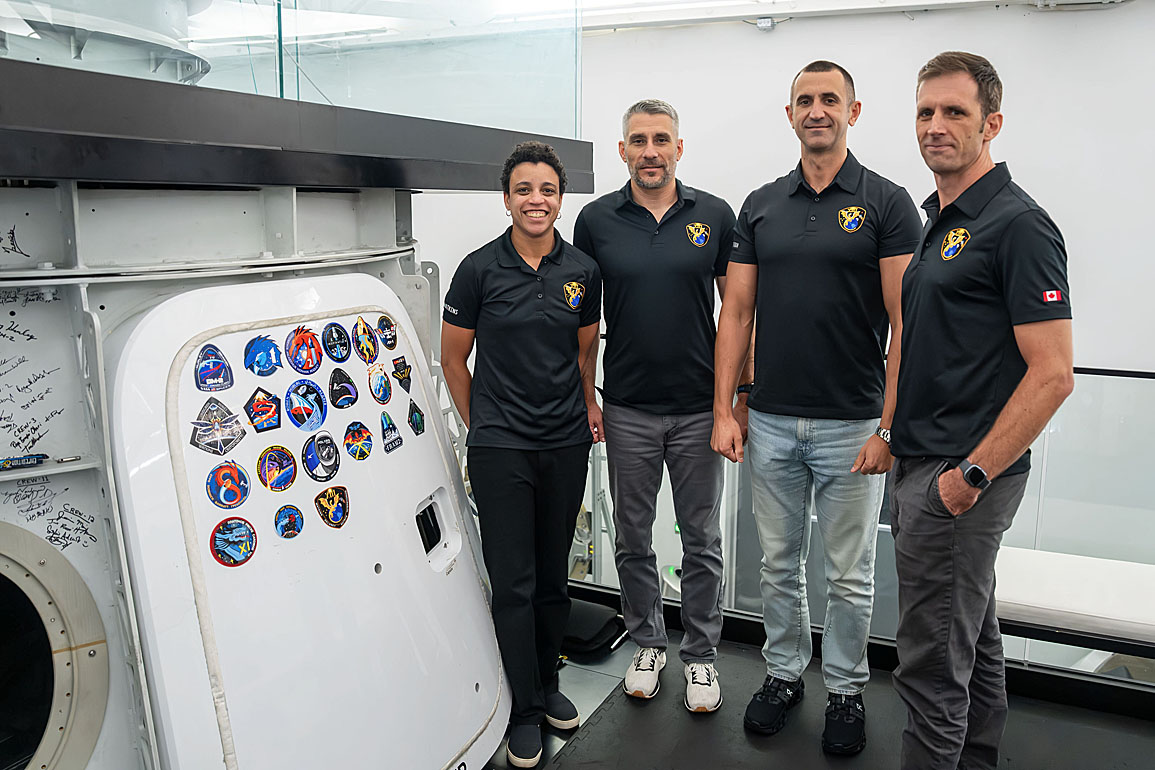 SpaceX Crew-13