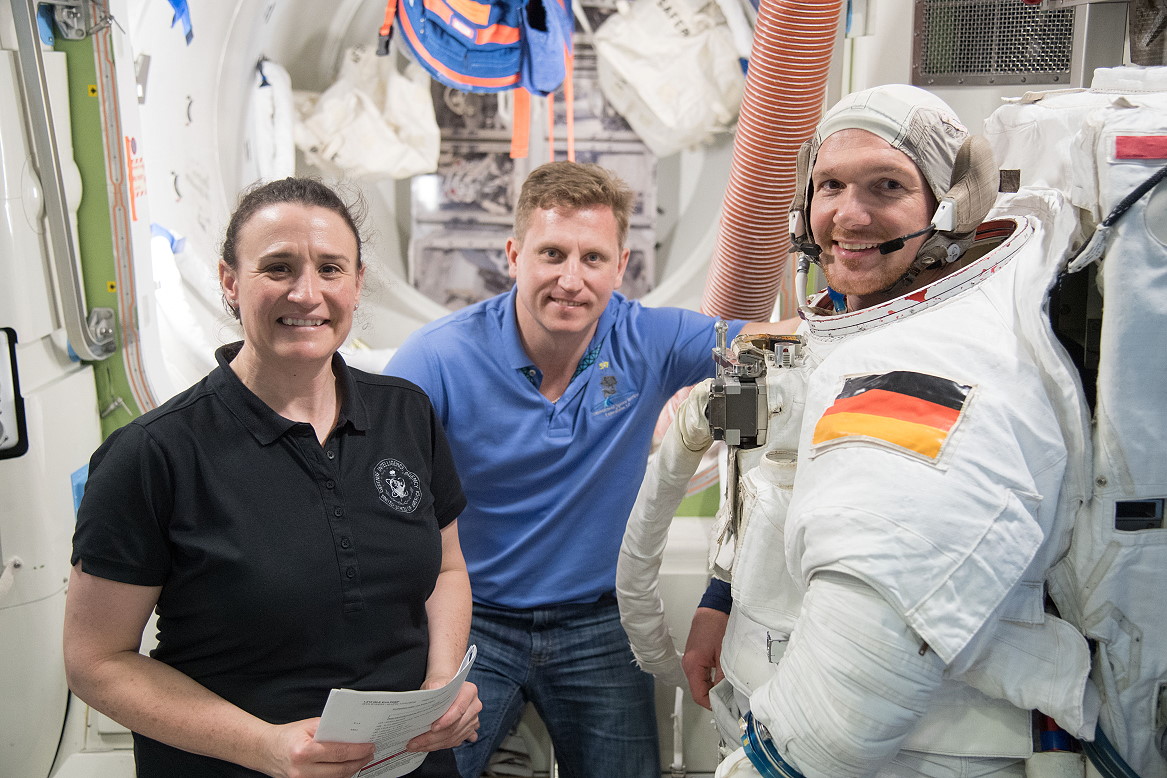 Crew Soyuz MS-09