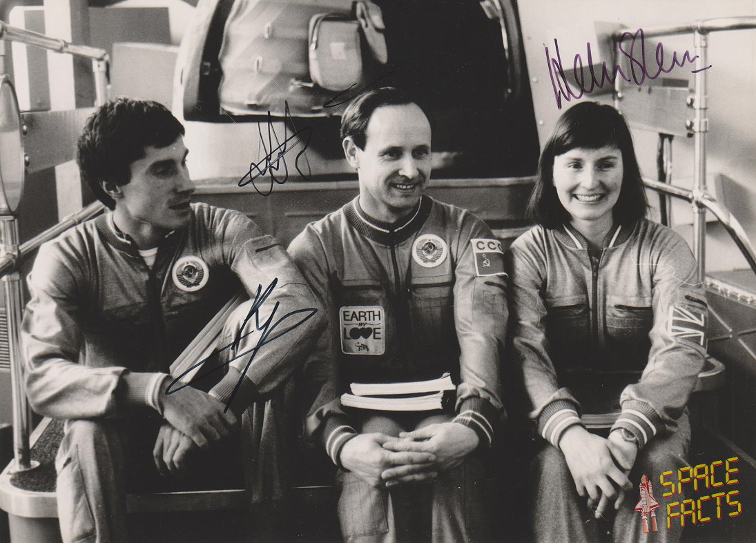 Crew Soyuz TM-12