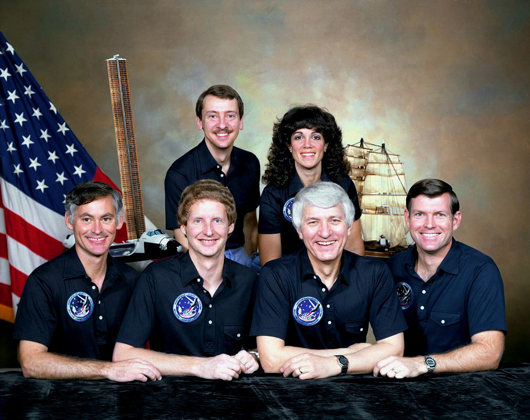 Crew STS-41D
