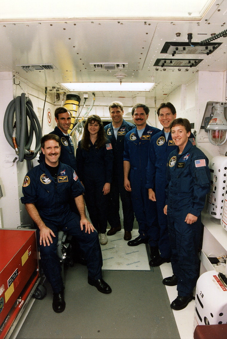 Crew STS-67