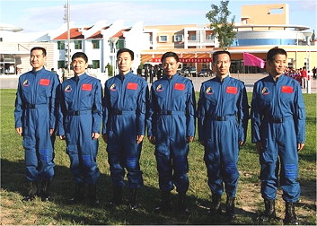 Crew Shenzhou-7 (prime and backup)