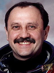 Yuri V. Usachyov 
