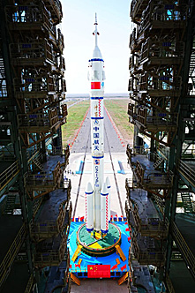 Shenzhou-23 rollout