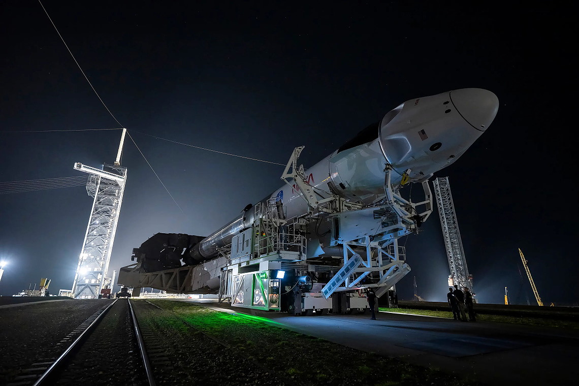 SpaceX Crew-11 rollout