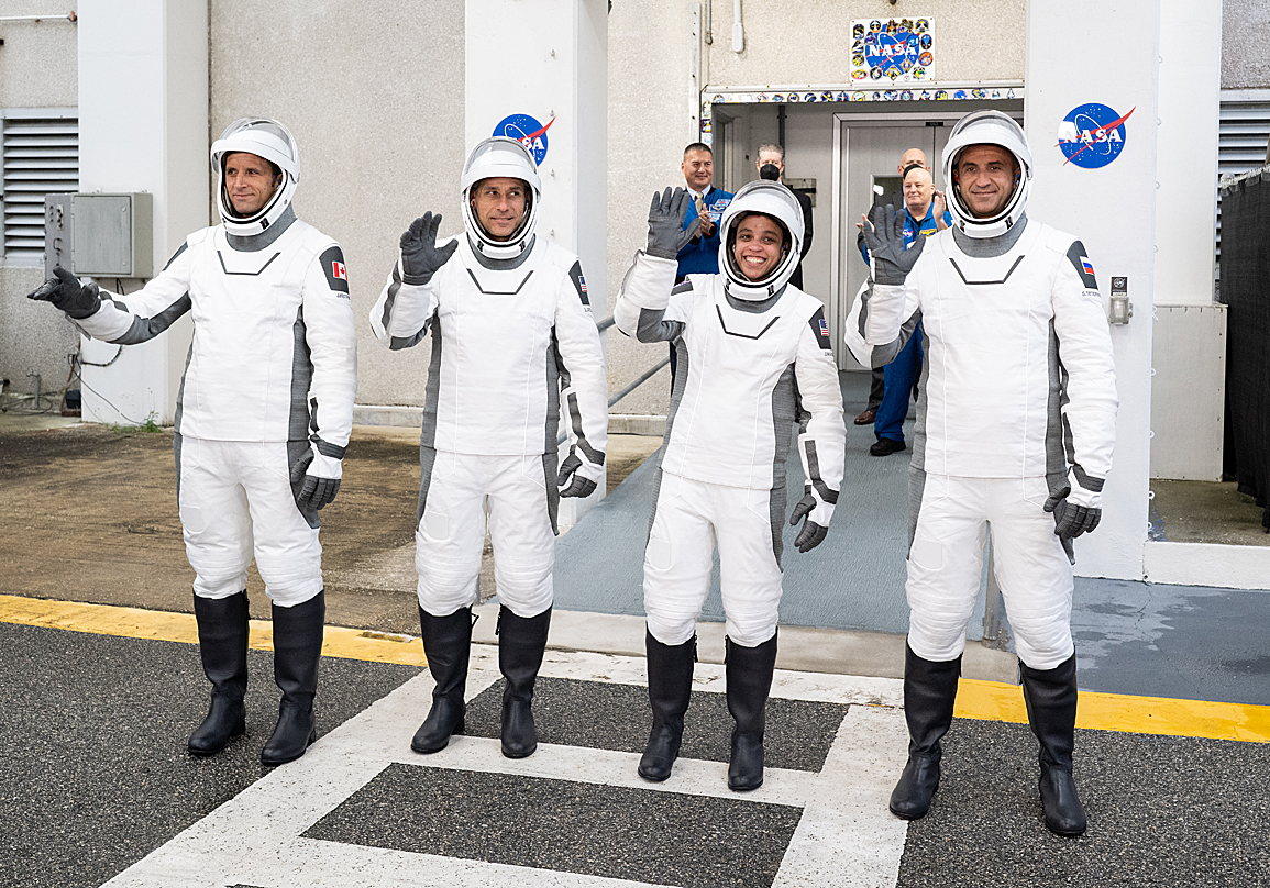 SpaceX Crew-13 walkout