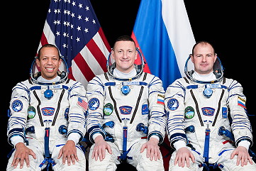 Crew Soyuz MS-28 Crew Soyuz MS-28