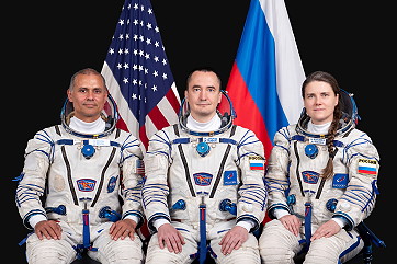 Crew Soyuz MS-28 backup Crew Soyuz MS-28 backup